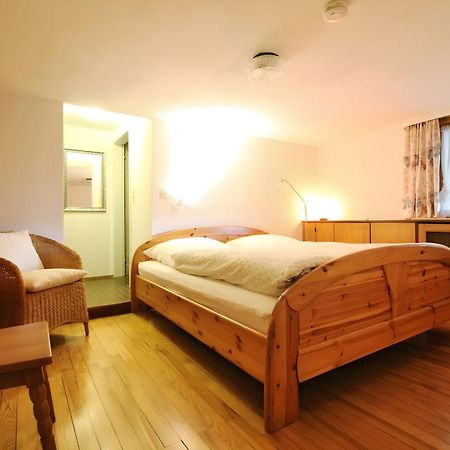 Room In Guest Room - Double Room Apple Blossom Schuttertal Exterior foto